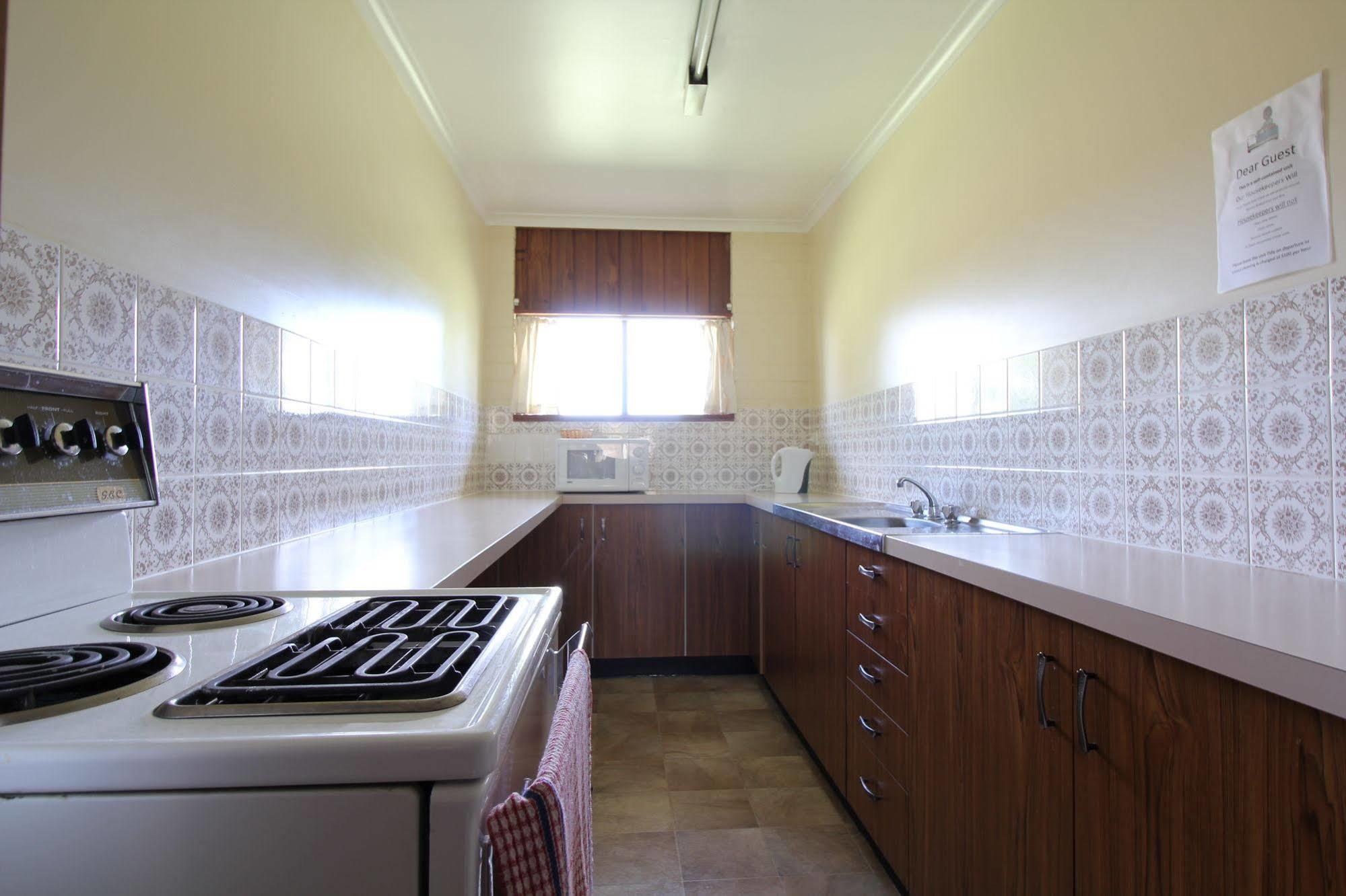 אדמינבי Snowy Mountains Resort And Function Centre מראה חיצוני תמונה