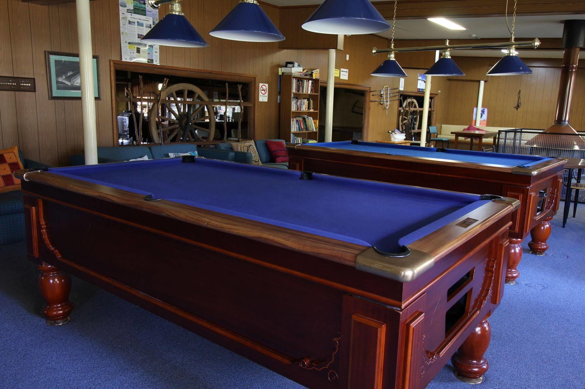 אדמינבי Snowy Mountains Resort And Function Centre מראה חיצוני תמונה